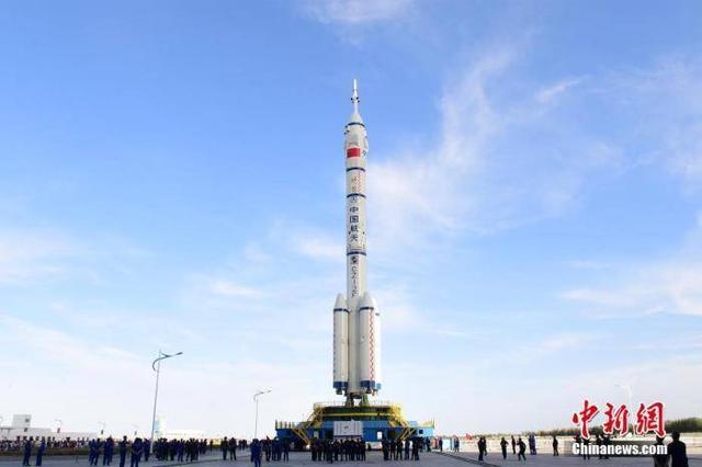 神舟十二號飛船就位，6月將送3名航天員上空間站核心艙